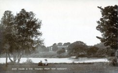 Isleworth Syon House,Kew Gardens,river view